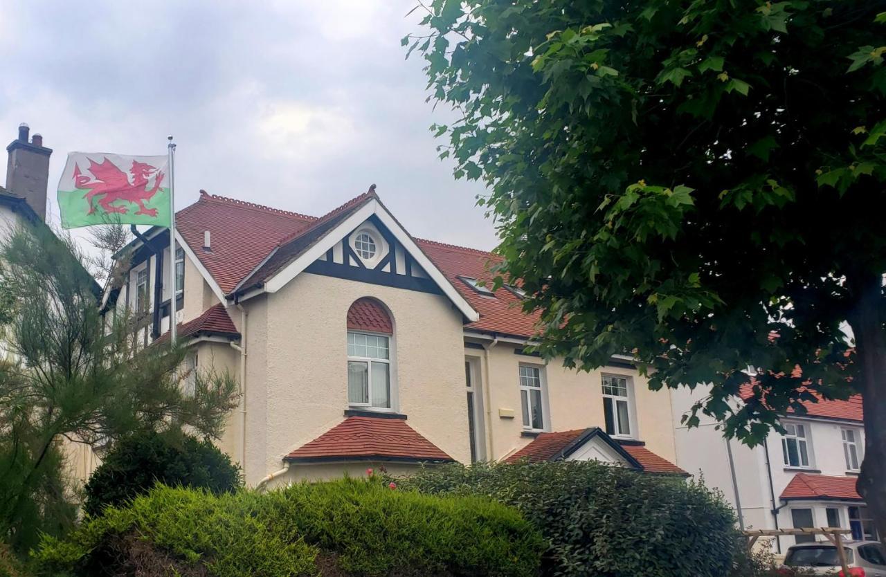 Cleave Court Guest House لاندودنو المظهر الخارجي الصورة